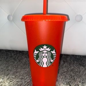 Starbucks holiday cups !! Limited edition ✨✨